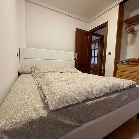 Bonito Piso Con Aparcamiento A Pie De La Calle . 纳胡拉 外观 照片